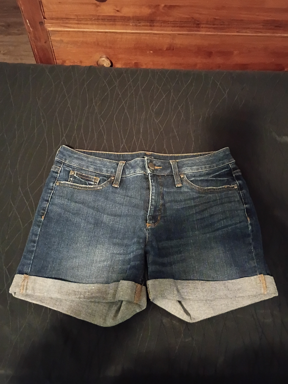 Mid-Rise Dark Blue Denim Roll-Cuff Women's Shorts